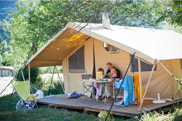 /campings/francia/provenza-alpes-costa-azul/altos-alpes/Huttopia Vallouise/camping-vallouise-1546511489-xl.jpg
